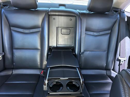 Black 2019 Cadillac XTS Luxury