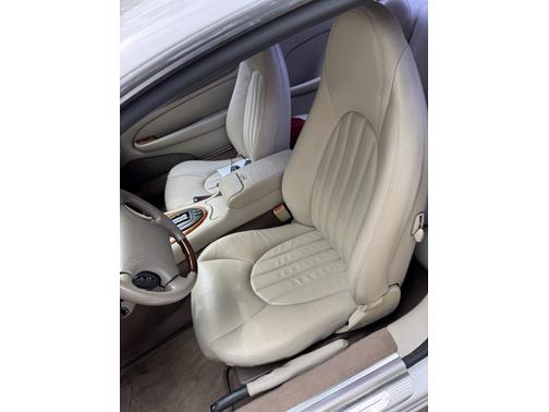 2000 Jaguar XK8 Base