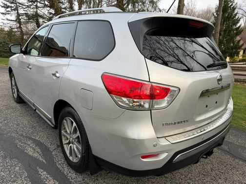 2015 Nissan Pathfinder SL