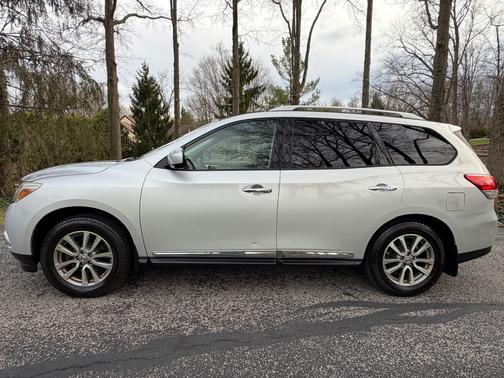 2015 Nissan Pathfinder SL