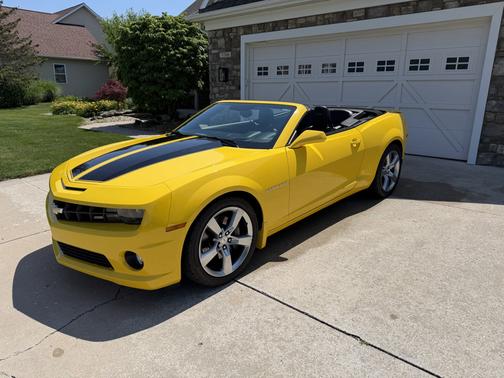 Yellow 2011 Chevrolet Camaro 2SS