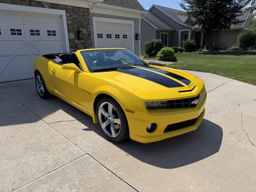 Yellow 2011 Chevrolet Camaro 2SS