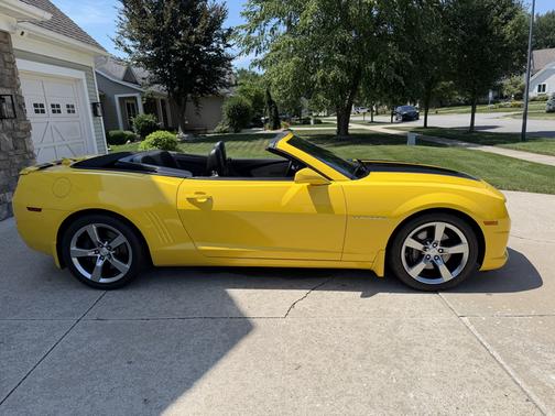 Yellow 2011 Chevrolet Camaro 2SS
