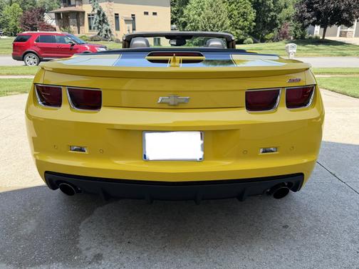 Yellow 2011 Chevrolet Camaro 2SS