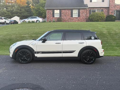 White 2020 MINI Clubman Cooper S ALL4