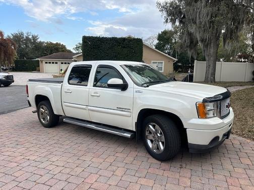 White 2012 GMC Sierra 1500 SLE