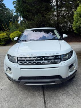 White 2014 Land Rover Range Rover Evoque Pure