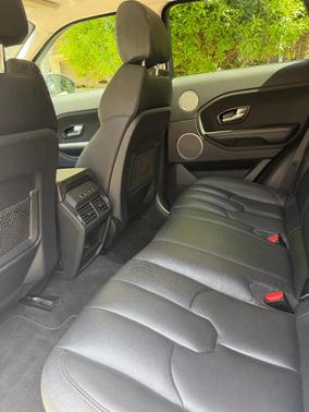 White 2014 Land Rover Range Rover Evoque Pure