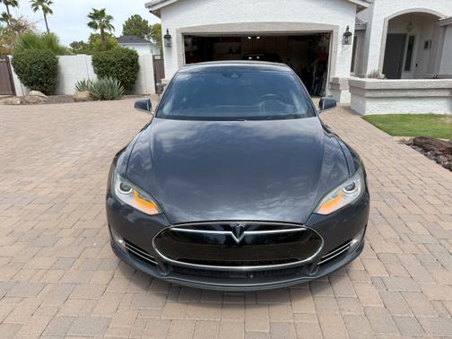 2015 Tesla Model S P85D