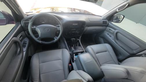 1998 Toyota Land Cruiser Base