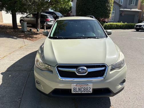 Beige 2015 Subaru XV Crosstrek 2.0i Premium