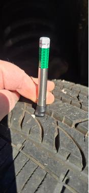 2001 Nissan Pathfinder LE