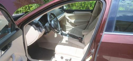 Red 2013 Volkswagen Passat 2.5 SE