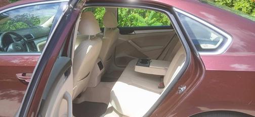 Red 2013 Volkswagen Passat 2.5 SE