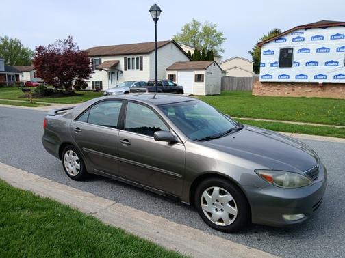 2002 Toyota Camry LE