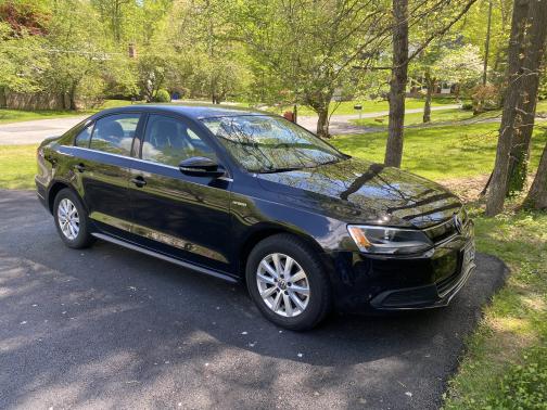 2014 Volkswagen Jetta Hybrid SE