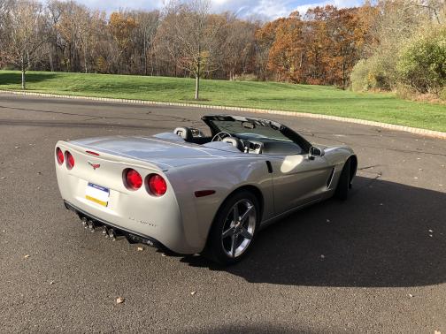 2005 Chevrolet Corvette Base
