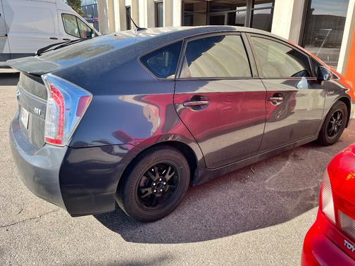 2013 Toyota Prius One