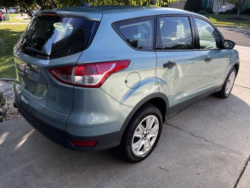 2013 Ford Escape S