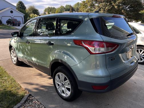 2013 Ford Escape S