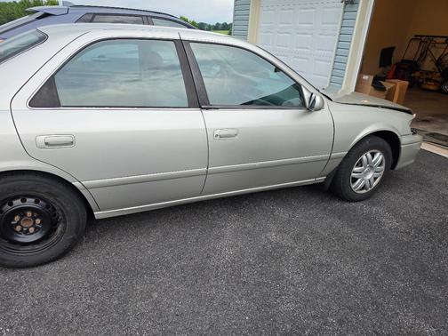 Silver 2001 Toyota Camry CE