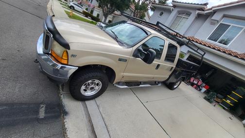2001 Ford F-250 Lariat Crew Cab Super Duty