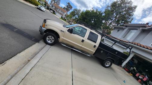 2001 Ford F-250 Lariat Crew Cab Super Duty