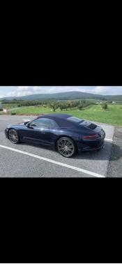 Photo 3 of 30 of 2017 Porsche 911 Carrera S
