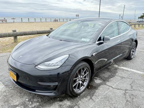 2019 Tesla Model 3 Standard Range Plus