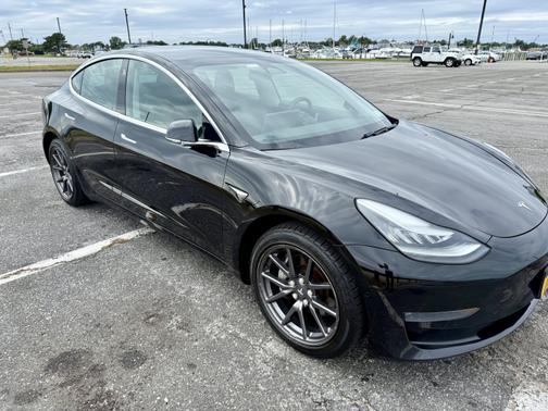 2019 Tesla Model 3 Standard Range Plus