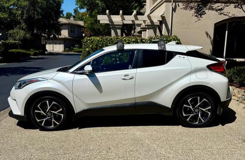 White 2018 Toyota C-HR XLE Premium