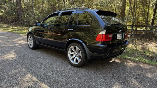 2006 BMW X5 4.8is