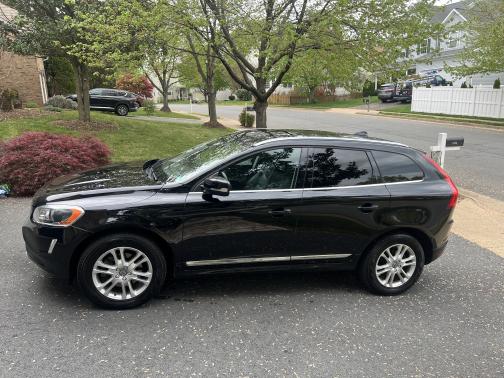 2016 Volvo XC60 T5 Platinum