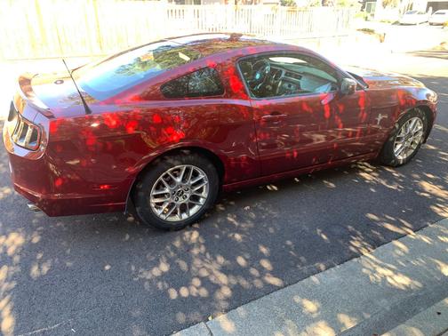 Red 2014 Ford Mustang V6 Premium