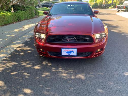Red 2014 Ford Mustang V6 Premium