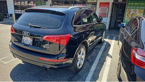 Black 2012 Audi Q5 2.0T Premium Plus