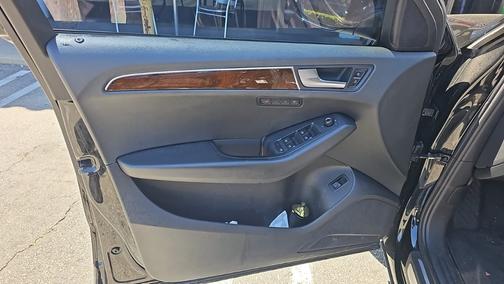 Black 2012 Audi Q5 2.0T Premium Plus