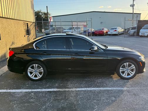 2017 BMW 330e iPerformance