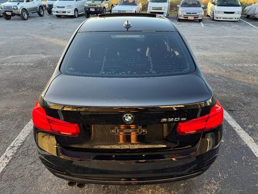 2017 BMW 330e iPerformance