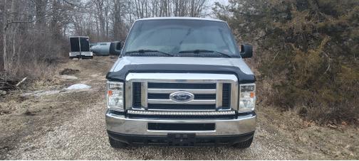 2012 Ford E350 Super Duty XLT
