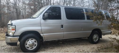 2012 Ford E350 Super Duty XLT