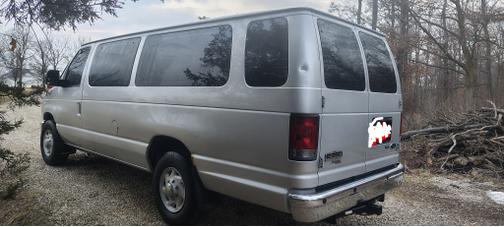 2012 Ford E350 Super Duty XLT