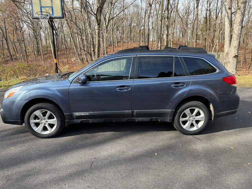 2014 Subaru Outback 2.5i Premium
