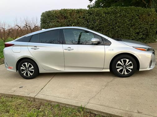 2017 Toyota Prius Prime Premium