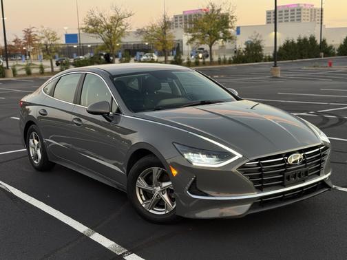 2021 Hyundai SONATA SE