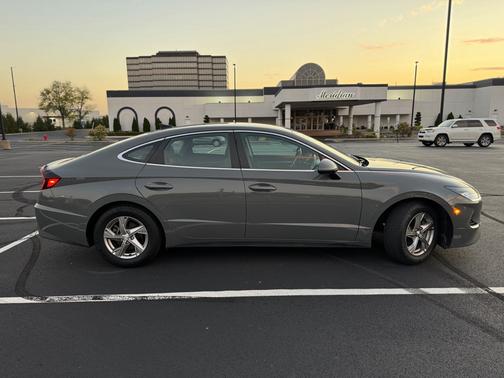 2021 Hyundai SONATA SE