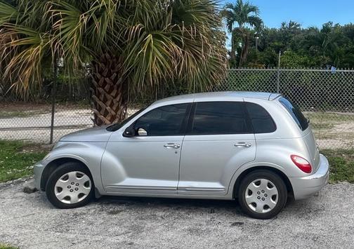 Silver 2008 Chrysler PT Cruiser Base