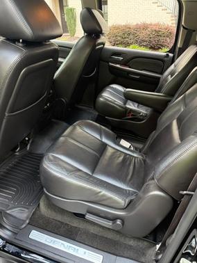 Black 2007 GMC Yukon XL Denali