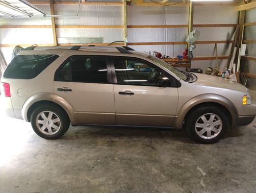 2005 Ford Freestyle SE