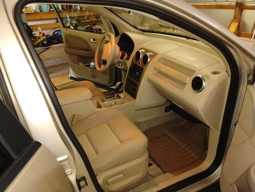 2005 Ford Freestyle SE